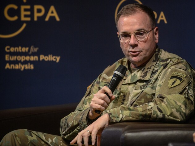 США передають Україні ATACMS без сміховинних обмежень, де їх використовувати, можна завдати удару на далеку відстань – генерал Годжес