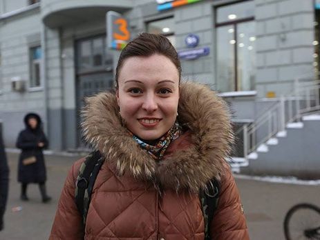 Жену Дадина задержали сразу по выходе из Конституционного суда, где рассматривалась жалоба ее мужа – Гудков