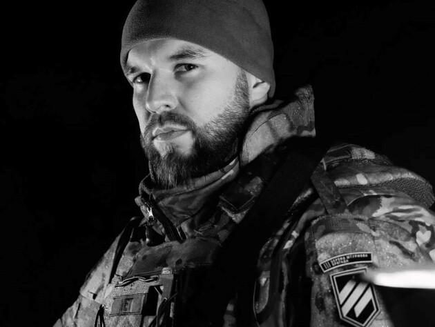 На фронте, защищая раненого побратима, погиб украинский актер Евгений Шумилов