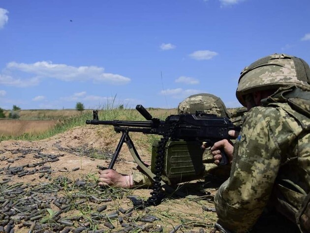 В Луганской области РФ пытается прорвать украинскую оборону сразу с трех сторон – ОВА