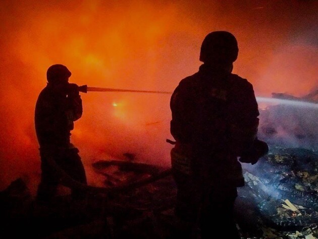 У Харкові двічі за ніч лунали вибухи. Терехов заявив про пожежу після атаки Shahed, горіло три будинки