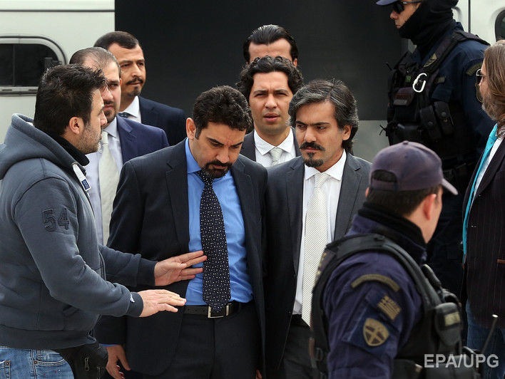 Верховный суд Греции запретил экстрадицию восьми военных, подозреваемых в причастности к перевороту в Турции