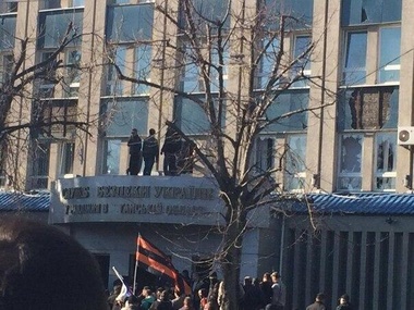 МВД: В Луганске сепаратисты захватили оружие СБУ