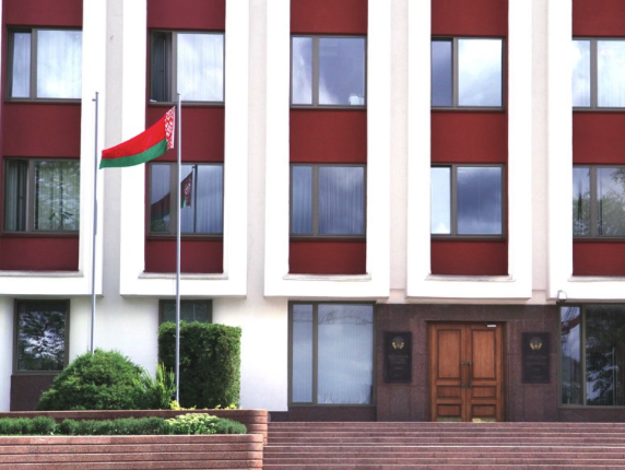 Беларусь намерена увеличить срок безвизового пребывания иностранцев
