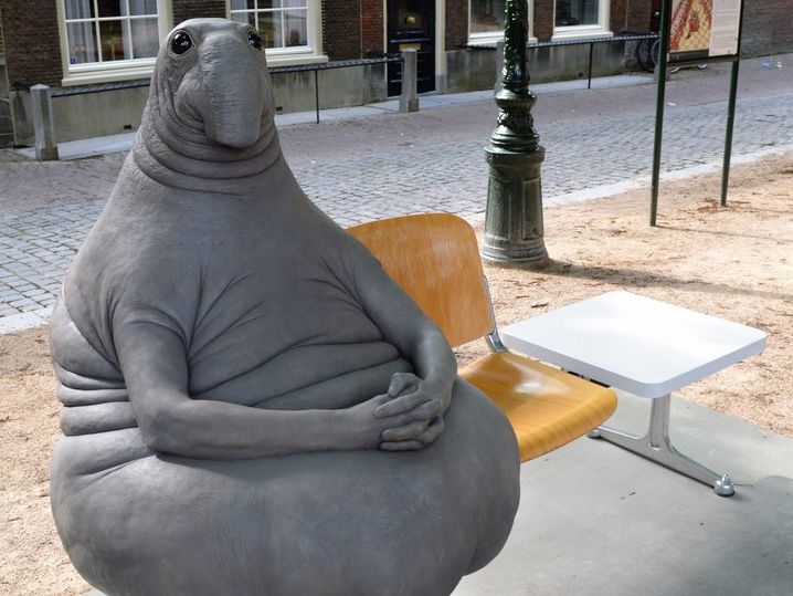 Кто такой Ждун? Как голландская скульптура превратилась в популярный интернет-мем