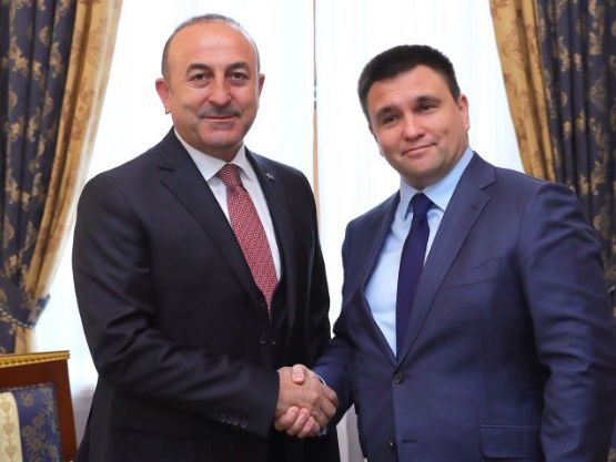 Украина и Турция договорились о поездках по внутренним паспортам