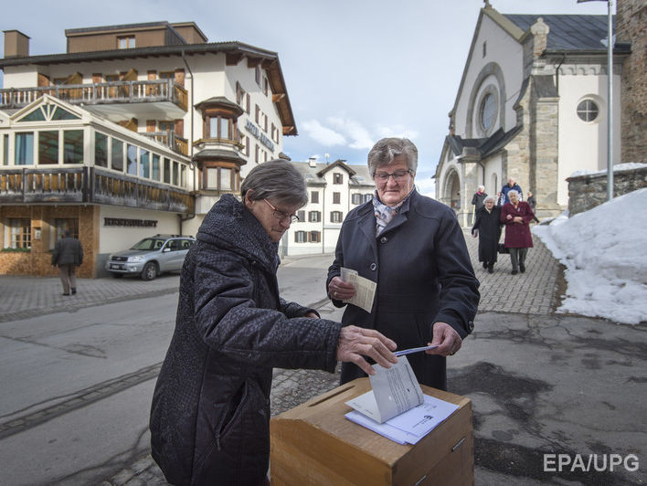 Швейцарцы на референдуме не поддержали налоговые изменения и проведение зимней Олимпиады 2026