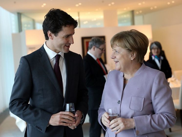 Меркель и Трюдо обсудили поддержку Украины и НАТО