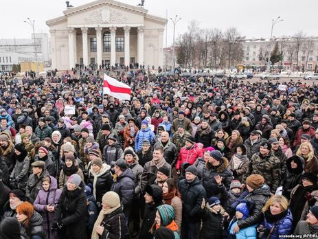 В Беларуси продолжаются массовые протесты против 
