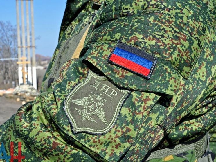 Бойовики "ДНР" заявили, що 21 лютого планують почати відведення військової техніки від лінії зіткнення