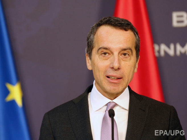 Канцлер Австрії закликав переглянути санкції проти Росії