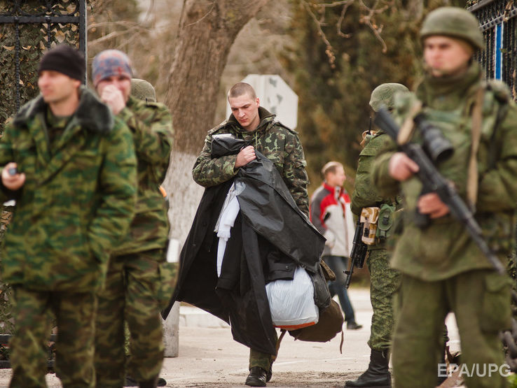 Разведка: Россия пытается убрать из Крыма бывших украинских военных