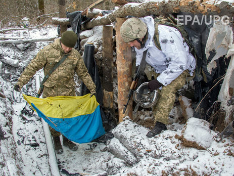 За сутки двое украинских бойцов на Донбассе погибли, еще четверо получили ранения и травмы – штаб 