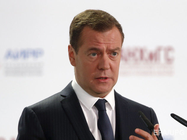 Медведев: не стоит ждать отмены западных санкций 