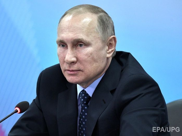 Путин помиловал жительницу Сочи, осужденную за смс о передвижении российской техники в 2008 году