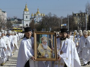 В Киеве похоронили патриарха Филарета. Фоторепортаж