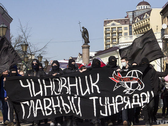 В Беларуси на 15 суток арестовали организаторов "Марша нетунеядцев"