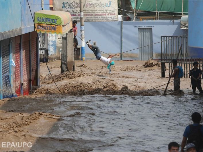 Жертвами повеней у Перу стали 67 осіб