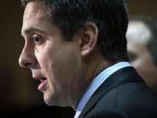 В комитете разведки США заявили об отсутствии доказательств сговора между командой Трампа и РФ