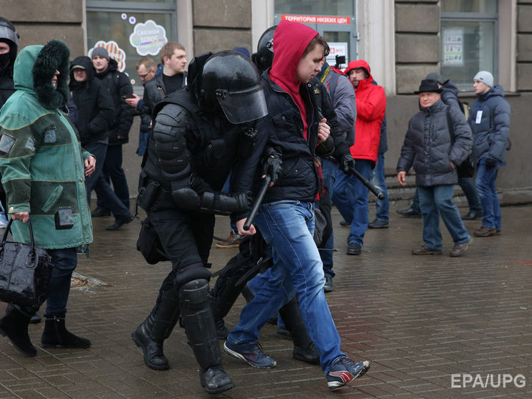 У Мінську знову проходять акції протесту, почалися затримання – ЗМІ