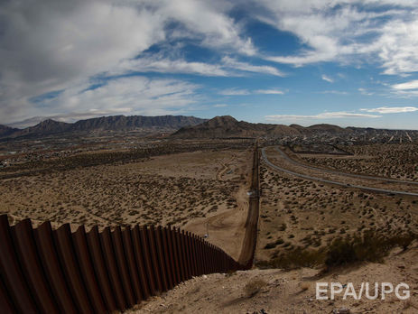 США виділять $1 млрд на першу ділянку стіни на кордоні з Мексикою 