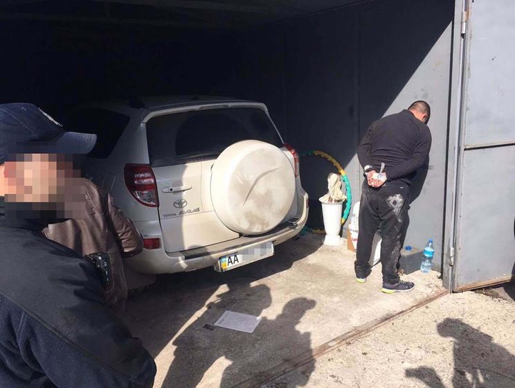 У Харківській області СБУ знешкодила угруповання крадіїв елітних автомобілів