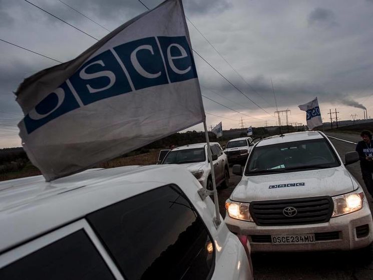Наблюдатели ОБСЕ в Авдеевке увидели автомобиль, имитирующий авто миссии