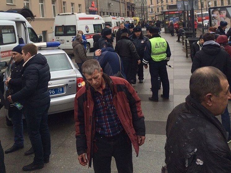 После теракта в метро Санкт-Петербурга 43 человека находятся в больницах города