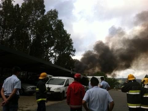 В Португалии произошел взрыв на фабрике пиротехники, спасатели нашли тела пяти погибших