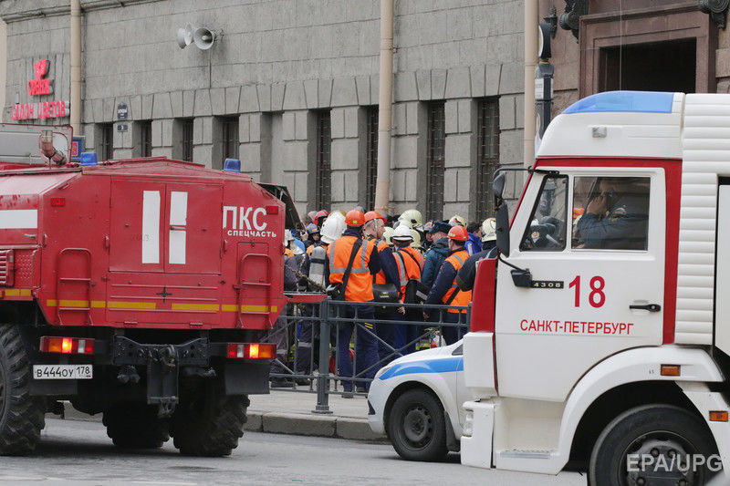 У Петербурзі в житловому будинку знешкодили вибуховий пристрій