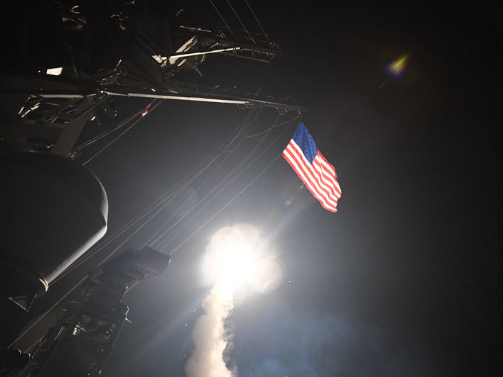 Зампред комитета Госдумы РФ по обороне назвал ракетный удар США "попыткой раздела Сирии пополам"