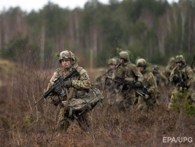 В Латвии во время учений пострадало трое американских военных