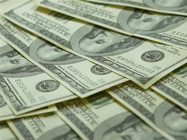 Межбанк: доллар упал до отметки в 12 гривен