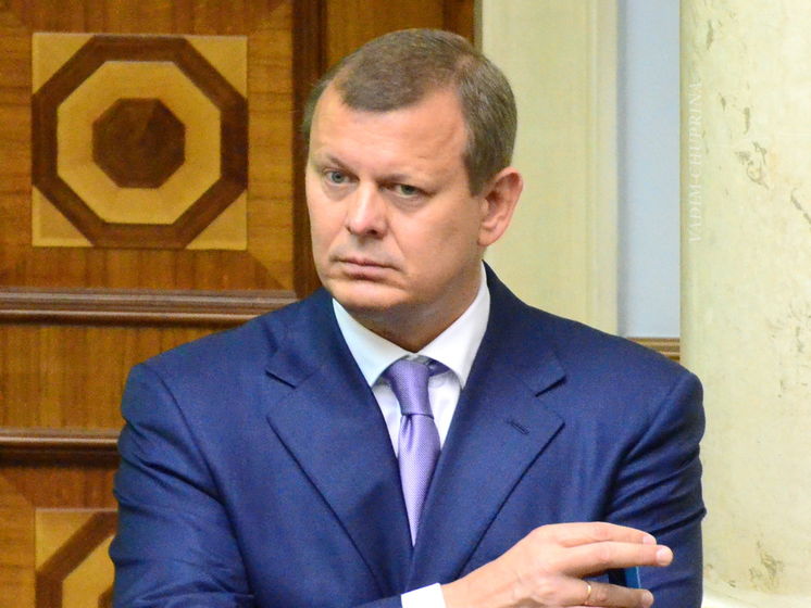 Суд у Києві розблокував рахунки компаній Клюєвих на 122 млн грн