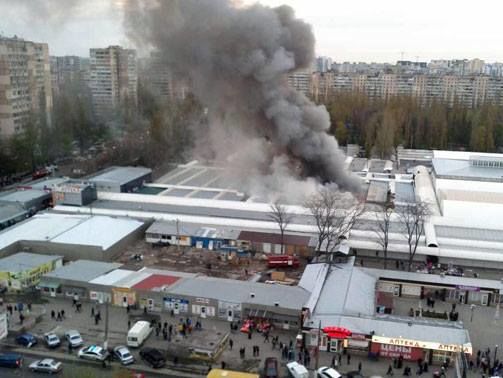 Шестеро пострадавших в результате пожара на рынке в Одессе оказались полицейскими