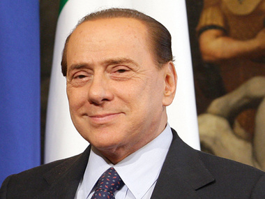Берлускони приговорили к году общественных работ за налоговые махинации