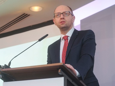 Яценюк: В парламенте создана комиссия для урегулирования конфликта на юго-востоке Украины