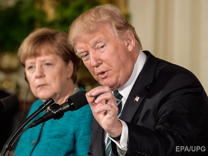 Трамп и Меркель по телефону обсудили ситуацию на Донбассе