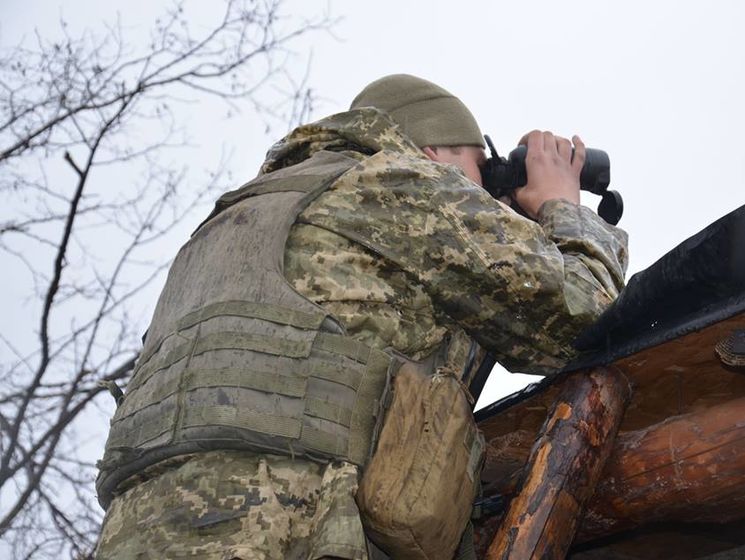 На Донбассе военнослужащие задержали три грузовика с контрабандой – штаб АТО