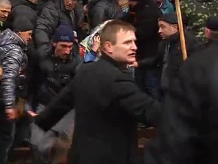 Подозреваемый в нападении на Навального руководил захватом Харьковской ОГА в 2014 году &ndash; журналист