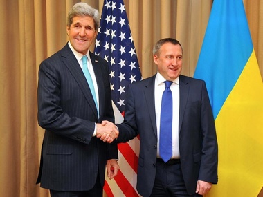 Керри – Дещице: США безоговорочно поддерживают территориальную целостность Украины