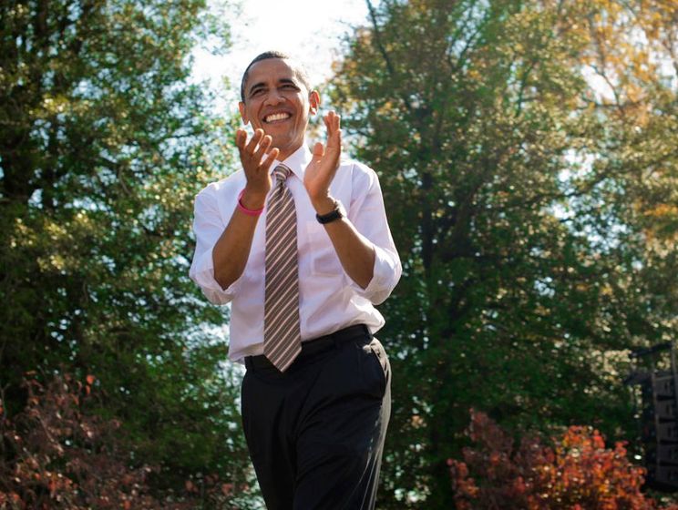 Обама впервые после ухода с должности выступил в защиту медреформы, известной как Obamacare