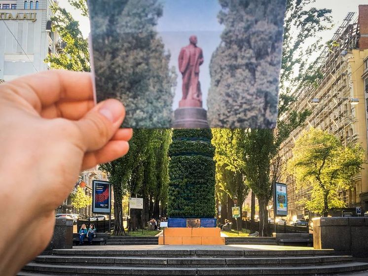 У Києві невідомі зірвали рослини з інсталяції на місці пам'ятника Леніну