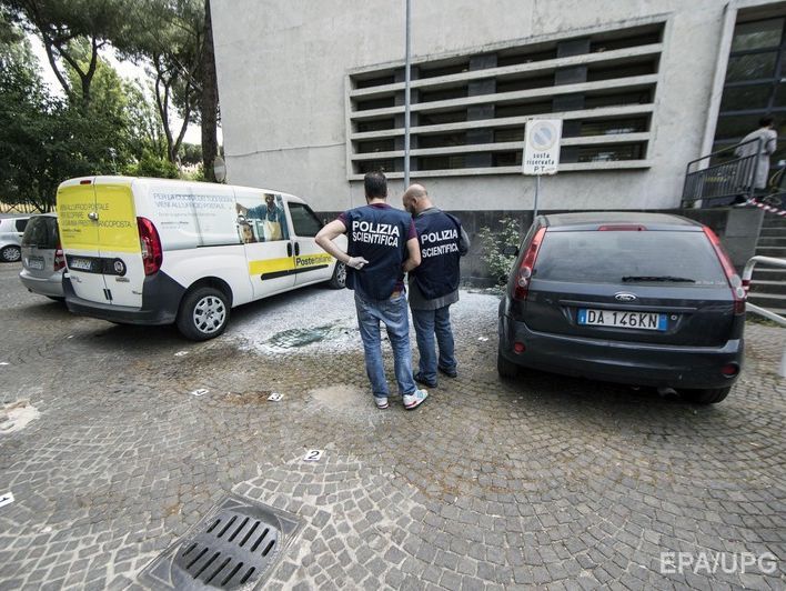 Полиция считает двойной взрыв в Риме "демонстративным актом"