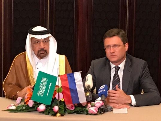 Россия и Саудовская Аравия договорились продлить заморозку нефтедобычи