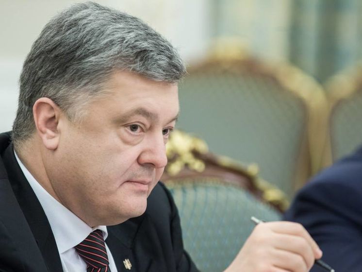 Действия Порошенко полностью поддерживают 4,4% украинцев – опрос