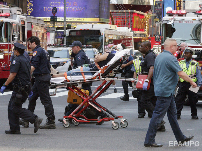 Наезд на пешеходов в Нью-Йорке. Один человек погиб, 19 &ndash; ранены