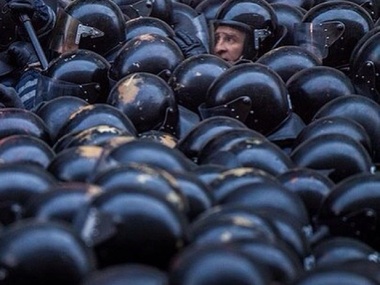 В Киеве пикетируют штаб-квартиру и общежитие "Беркута"