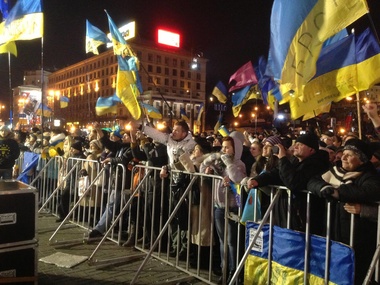 Оппозиция предупреждает, что на Евромайдане появились аферисты