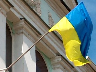 На здании Меджлиса в Симферополе вывесили украинский флаг
